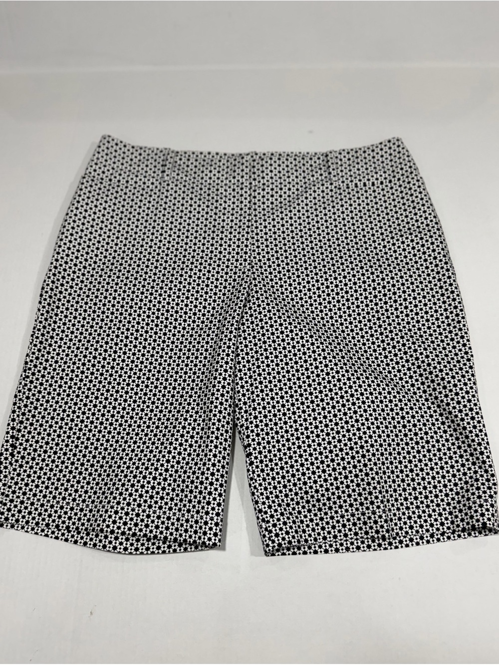 Talbots Black and White Geometric Swim Hybrids